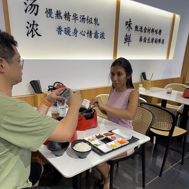 狀元過橋米線：跨越國界的味覺盛宴