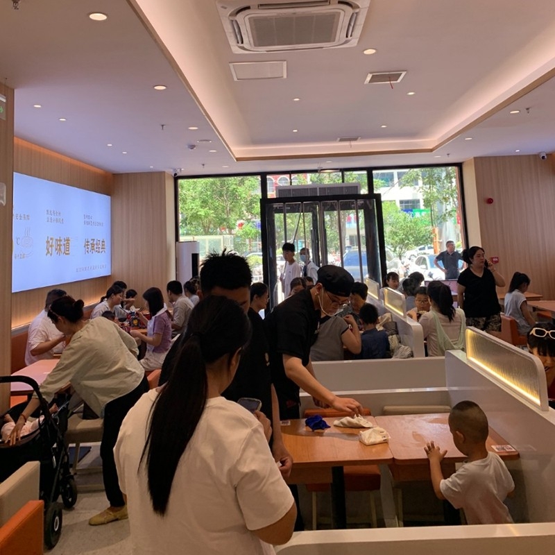 狀元米線，二十年專注純大米米線，品質(zhì)保障，市場信賴。選擇我們，共享美味商機，成就創(chuàng)業(yè)夢想！
